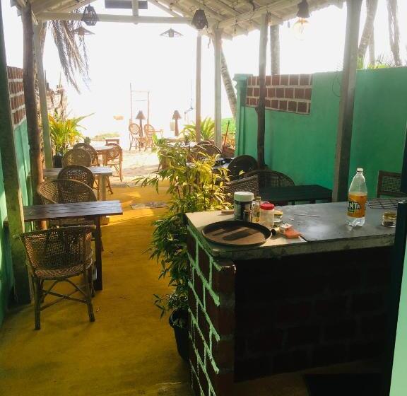 مبيت وإفطار Sunset House