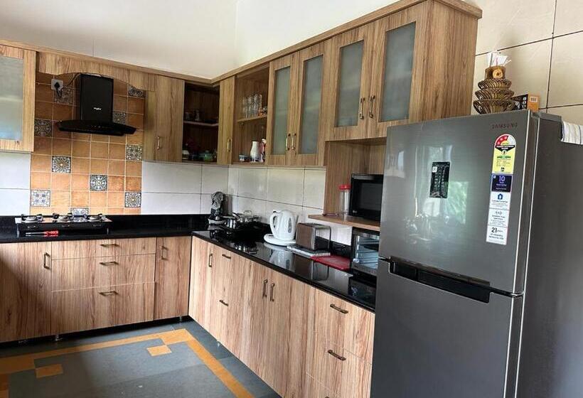 مبيت وإفطار Terra Cottage