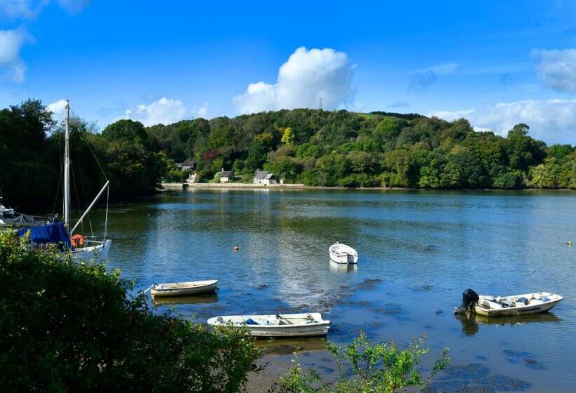 ベッドアンドブレックファースト Water Edge