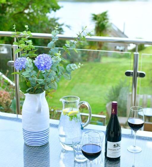 ベッドアンドブレックファースト Water Edge