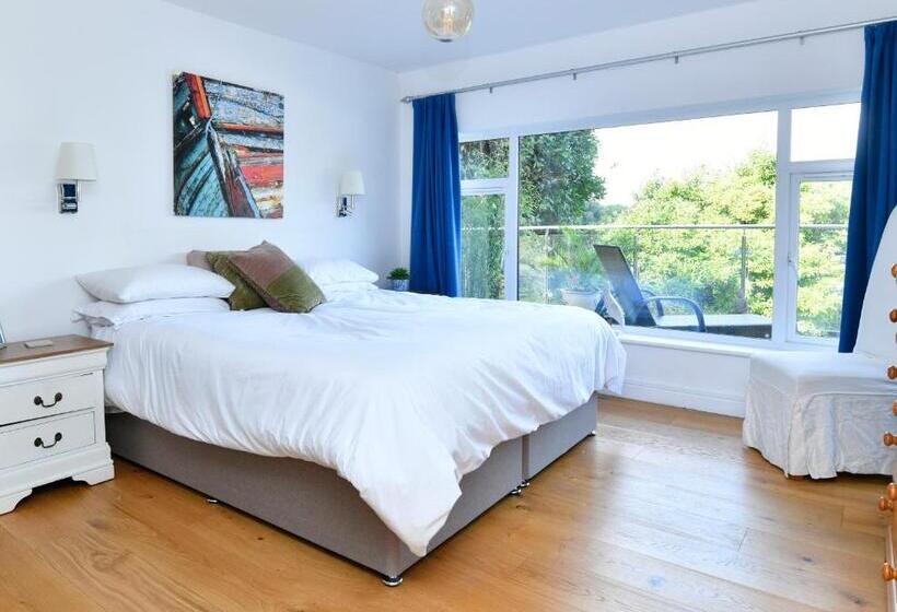 ベッドアンドブレックファースト Water Edge