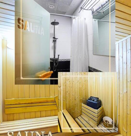 تختخواب و صبحانه White Hostel Mongolia