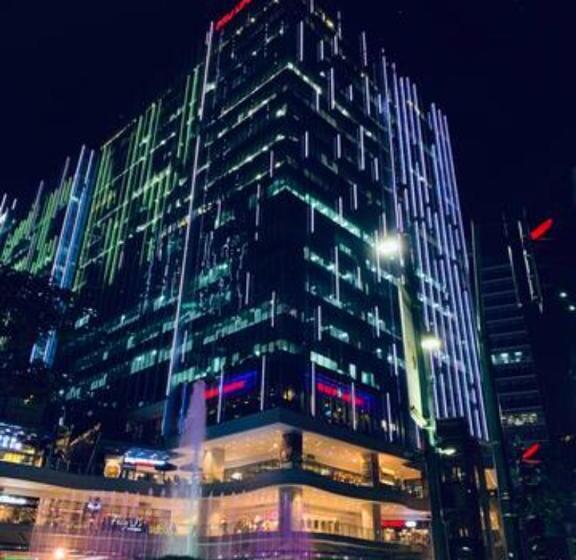 Bgc Staycation At Casa Lucca 200mbps Wifi