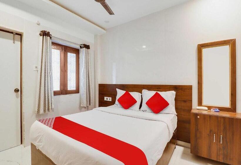 Flagship Hotel Teja Inn