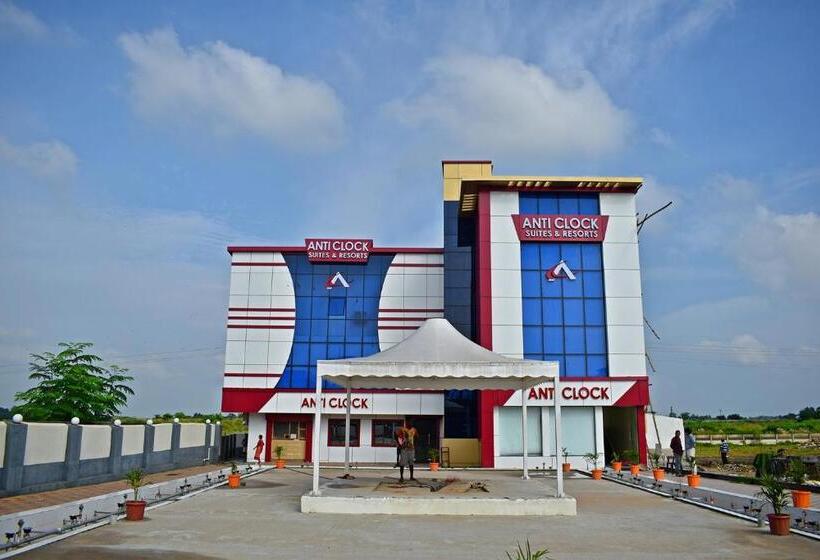 ホテル Anticlock Suites & Resorts