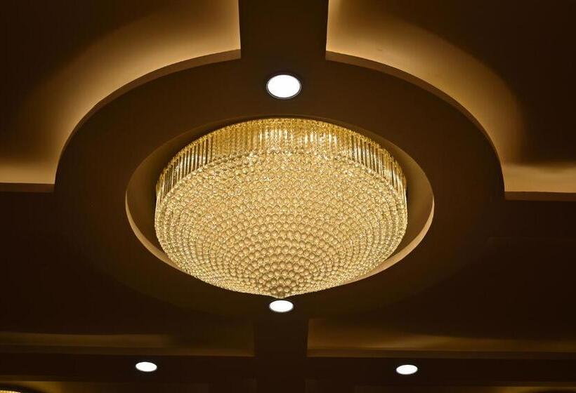 酒店 Anticlock Suites & Resorts