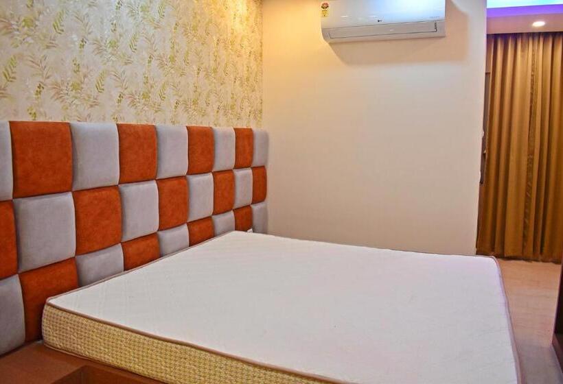 ホテル Anticlock Suites & Resorts