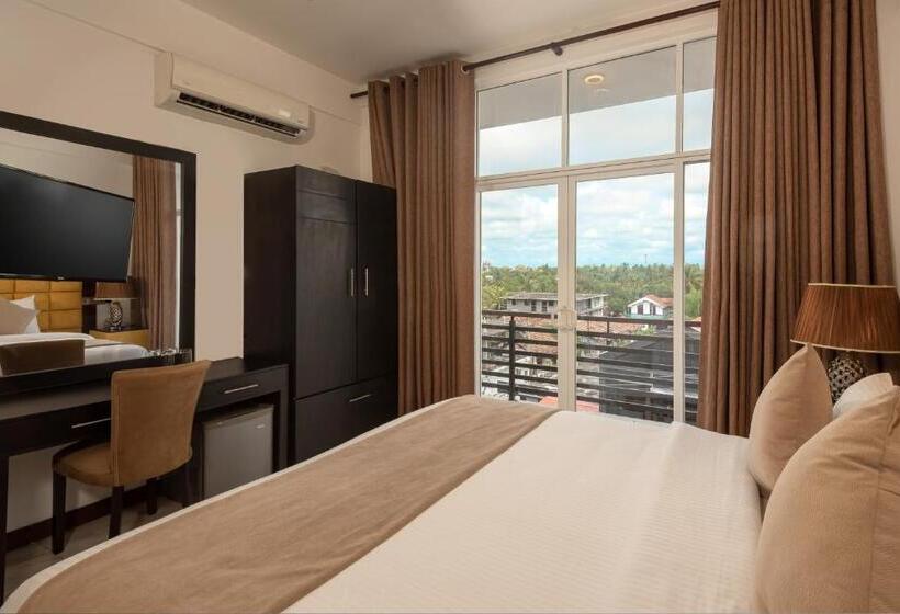 Отель Beverly Beach Negombo