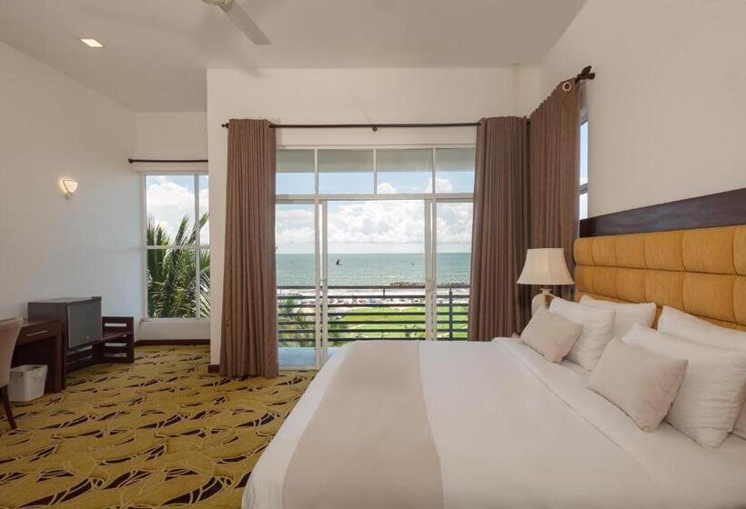 Отель Beverly Beach Negombo