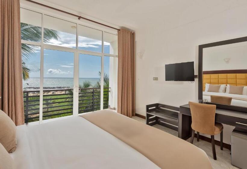 Отель Beverly Beach Negombo