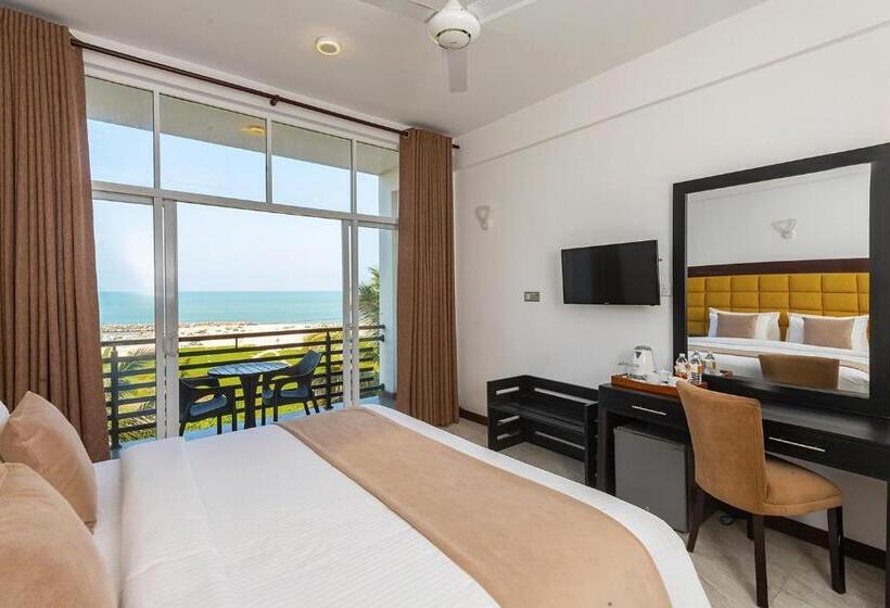Отель Beverly Beach Negombo