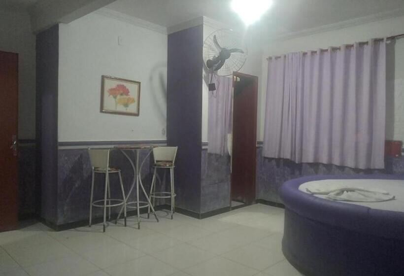 ホテル Canal Hum Sanambaia