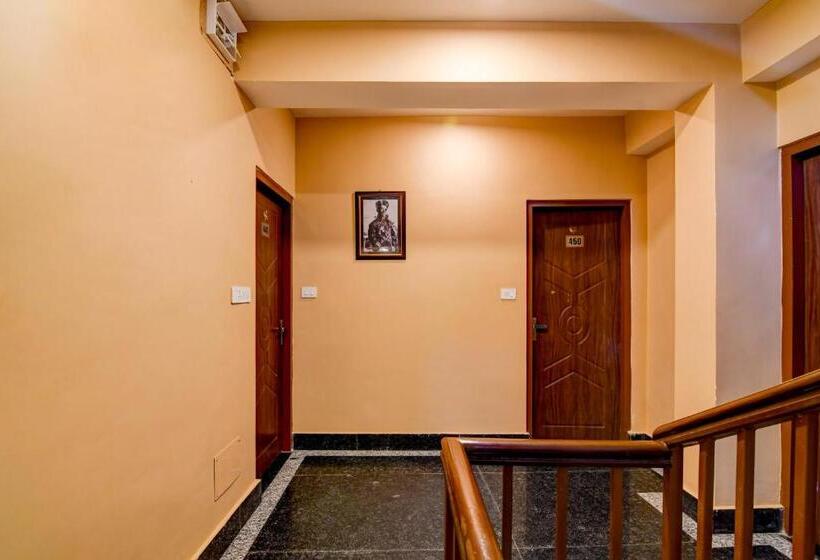 ホテル Super Townhouse Downtown Gangtok