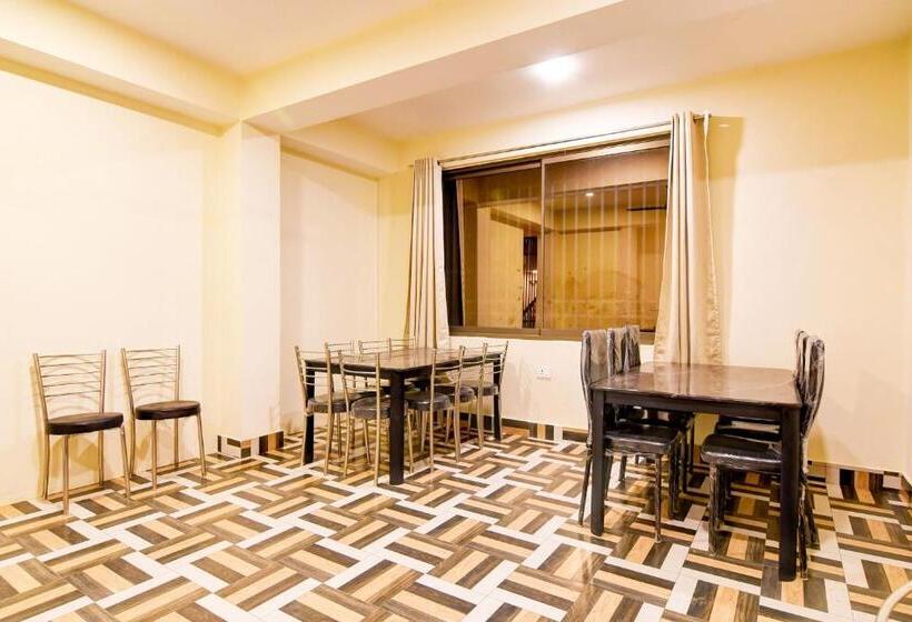 ホテル Super Townhouse Downtown Gangtok