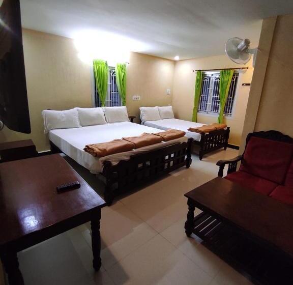 Отель Cottage Garden Deepikas