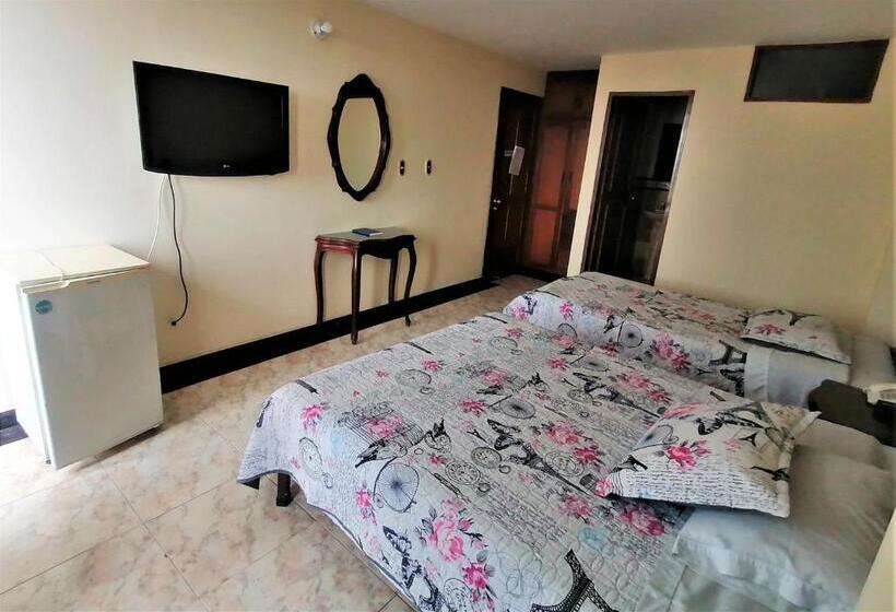 Отель Gran Emperador