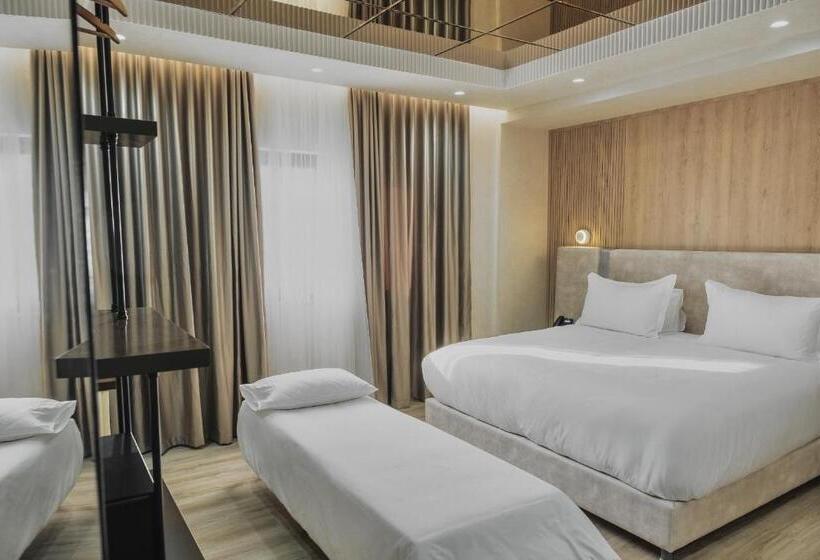 בית מלון כפרי Great White