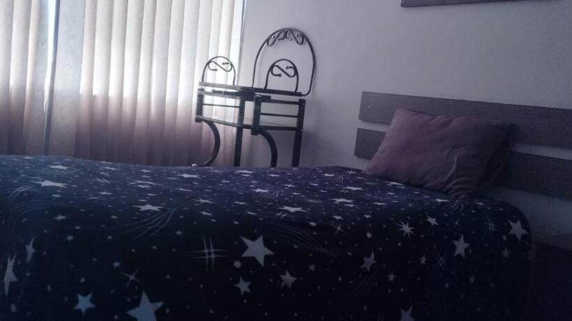 ホテル Hostal Los Andes Espinar