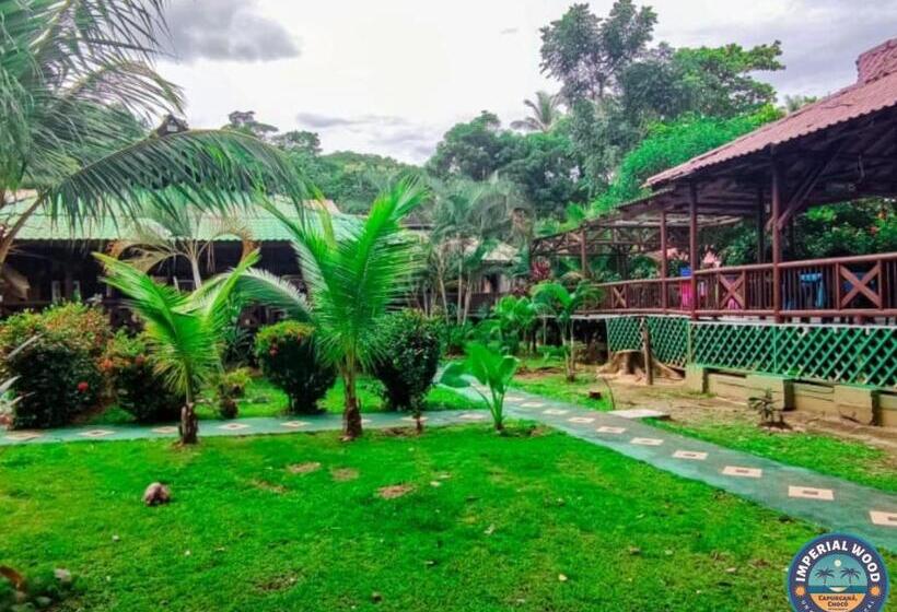 هتل Imperial Wood