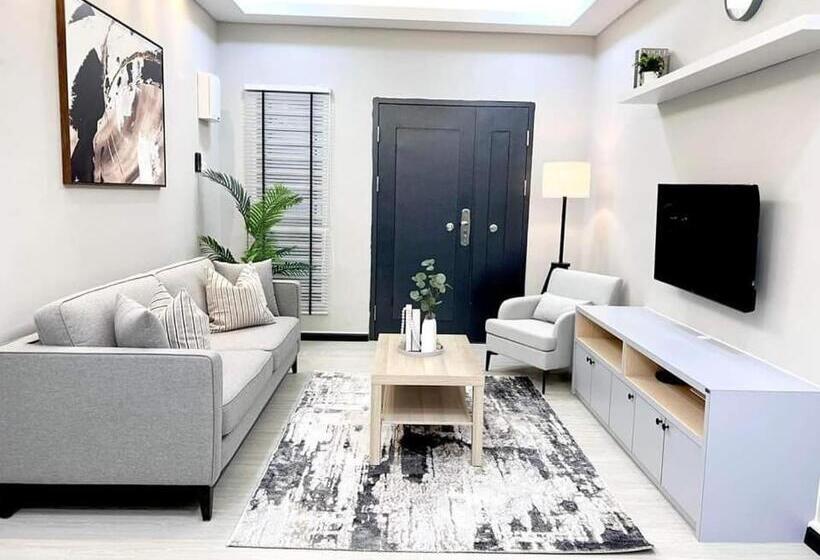 هتل Krisa Scarlet’s Farmhouse