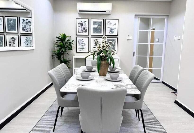 هتل Krisa Scarlet’s Farmhouse