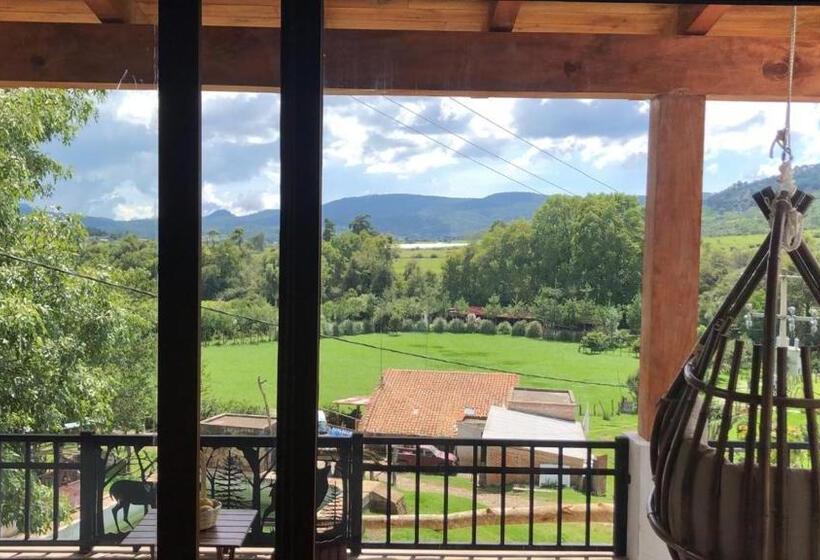 فندق La Toscanía Tapalpa Resort & Agroturismo