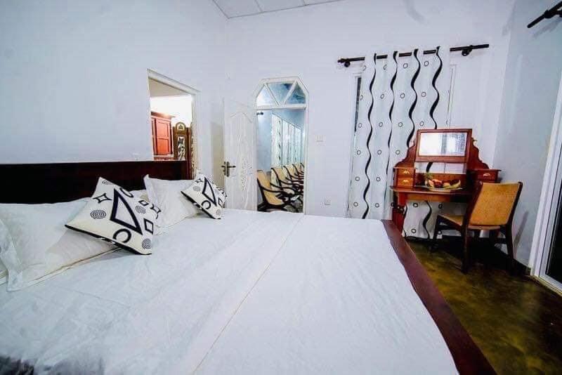 ホテル Lagoon Bay Negombo