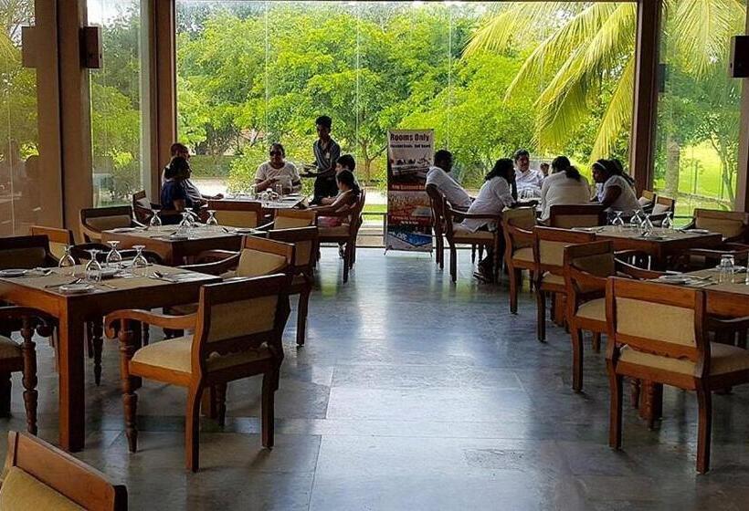 בית מלון כפרי Lavendish Wild Wilpattu