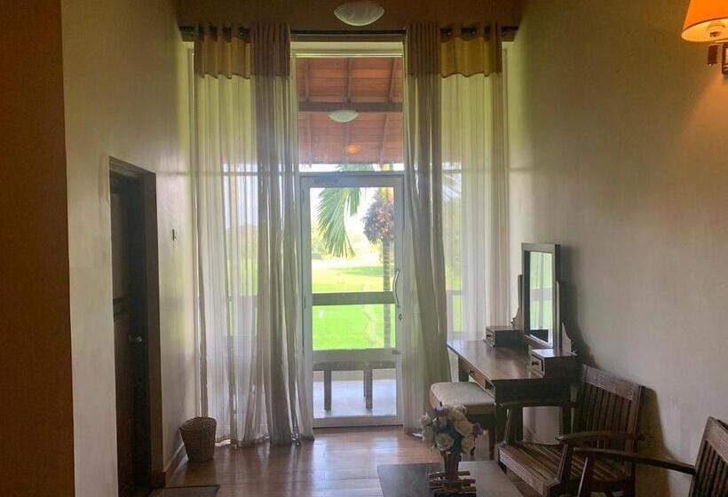 בית מלון כפרי Lavendish Wild Wilpattu