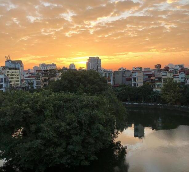 هتل Lif Homes   Ngõ 15 P. Hồ Giám   By Bayluxury