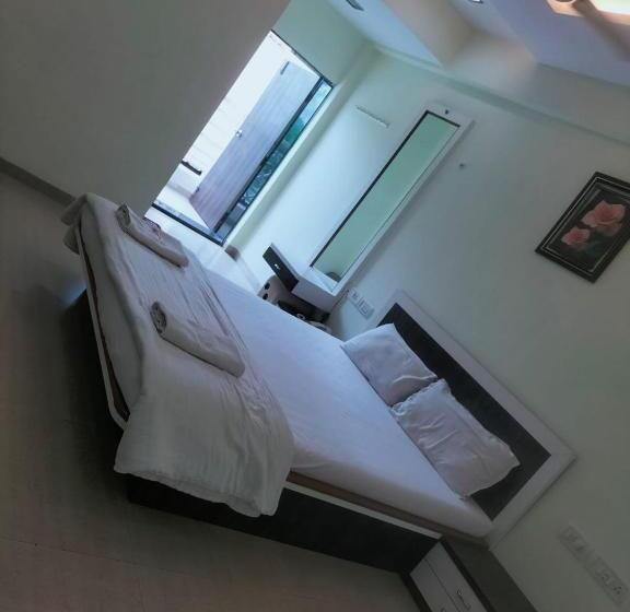 فندق Lonavala Inn