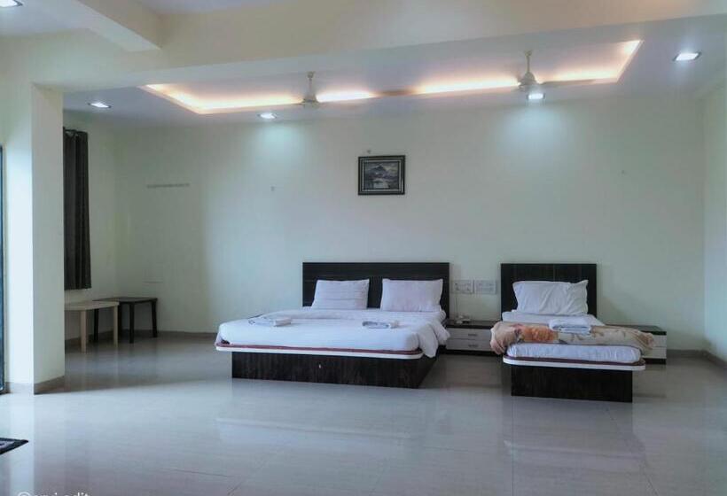 فندق Lonavala Inn