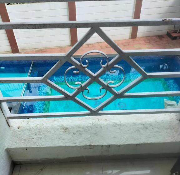 فندق Lonavala Inn