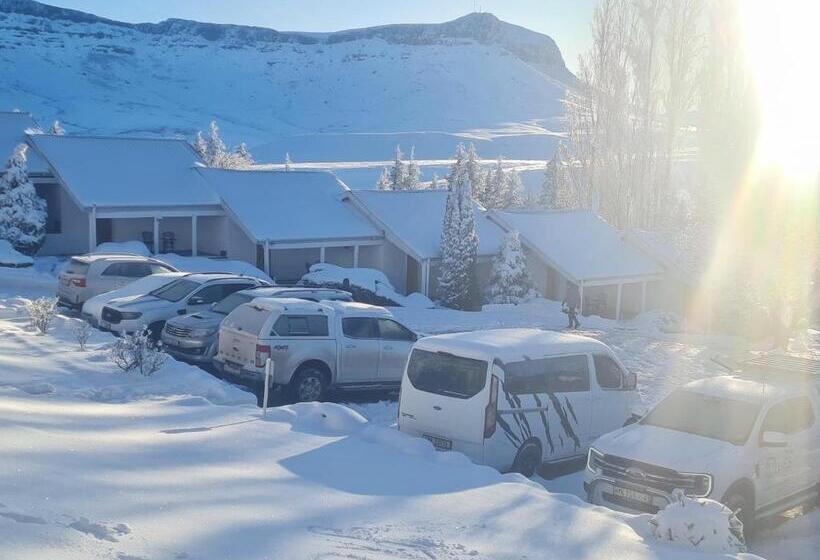 בית מלון כפרי Mountain Shadows