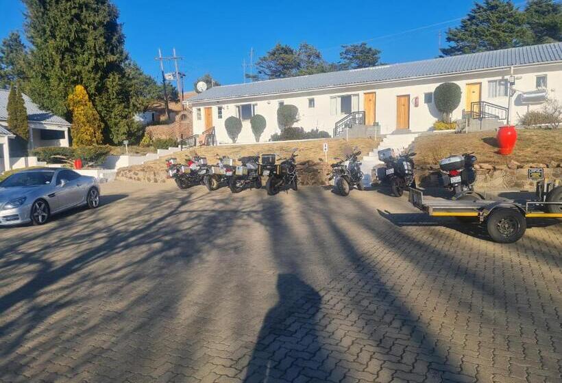 בית מלון כפרי Mountain Shadows