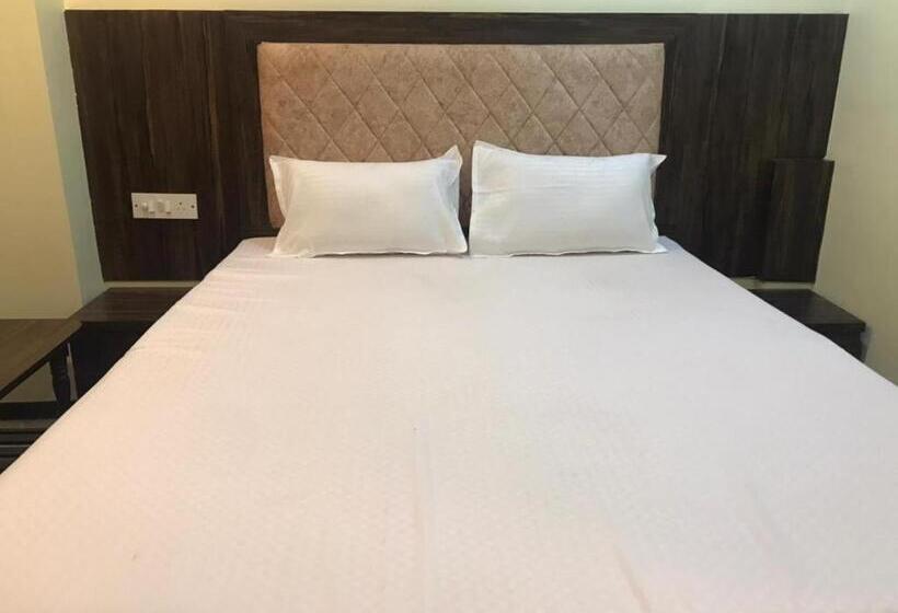 فندق Navnath Inn   Taloja Midc