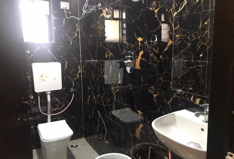 فندق Navnath Inn   Taloja Midc