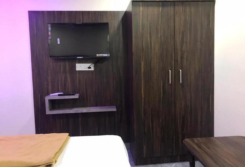 فندق Navnath Inn   Taloja Midc