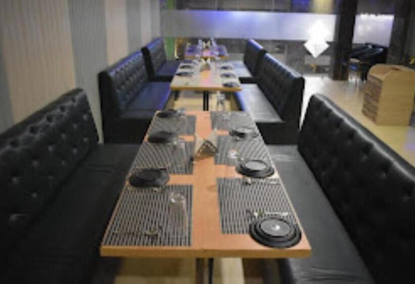 ホテル Nishant Inn   Chhattisgarh