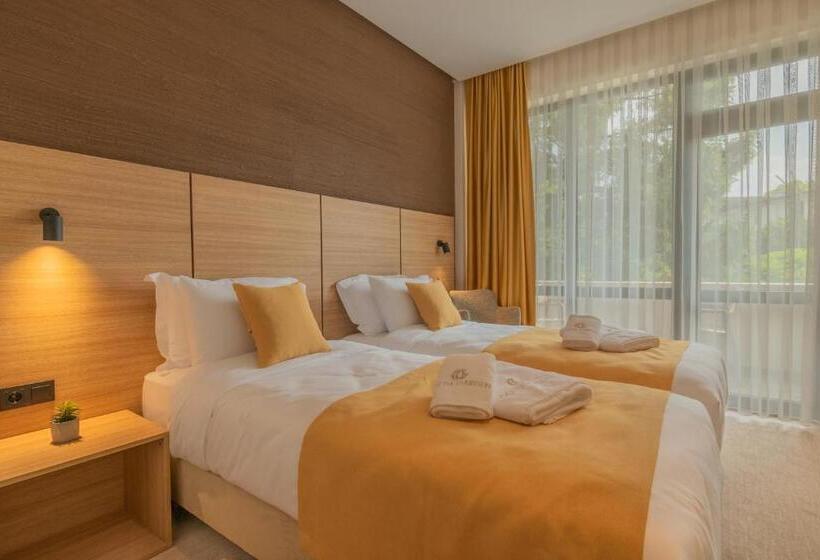 酒店 Osetia Garden