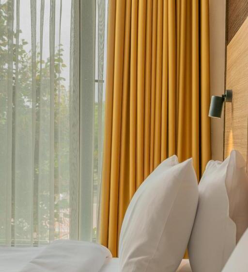 酒店 Osetia Garden