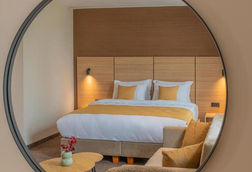 酒店 Osetia Garden