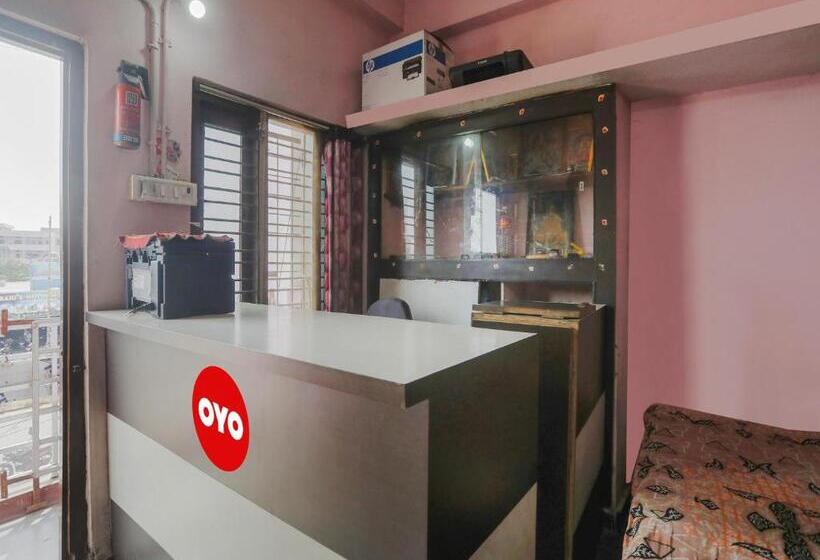 فندق Oyo Flagship Adhya Lodge