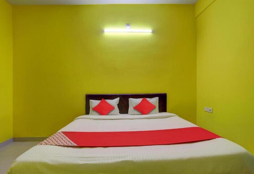 בית מלון כפרי Oyo Flagship Dn Premium Villa