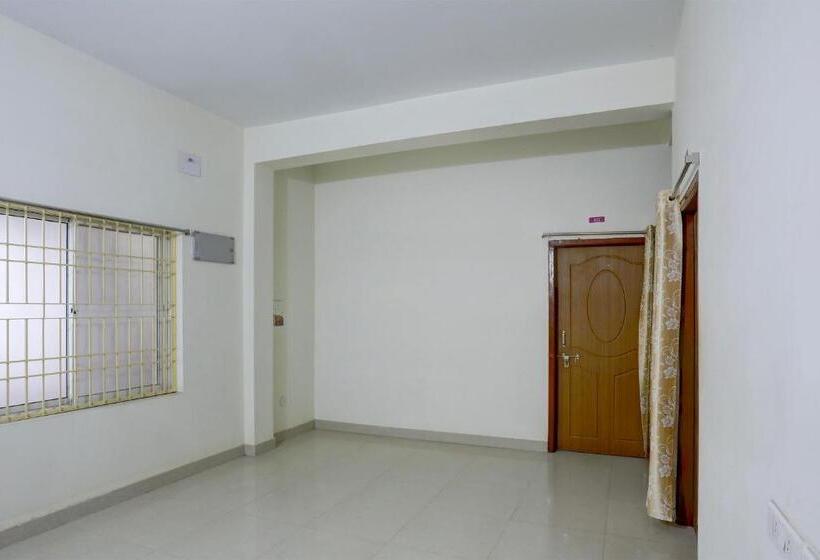 בית מלון כפרי Oyo Flagship Dn Premium Villa