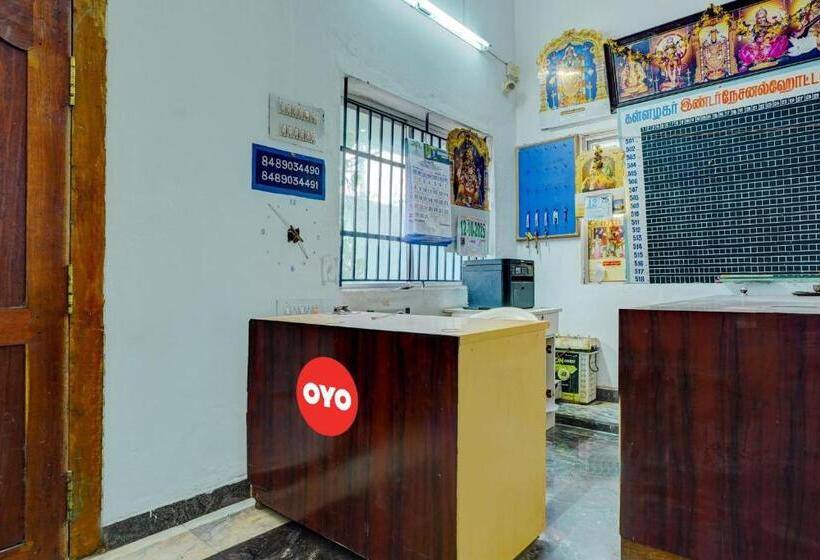 Отель Oyo Flagship Kallalagar