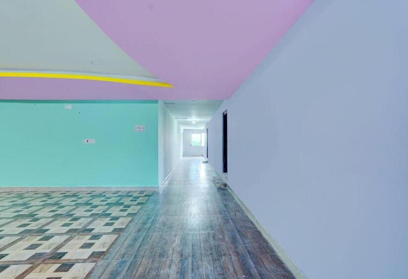 Отель Oyo Flagship Kallalagar