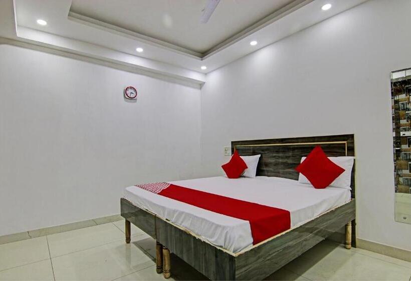 Hotel Oyo Flagship Rk Plaza