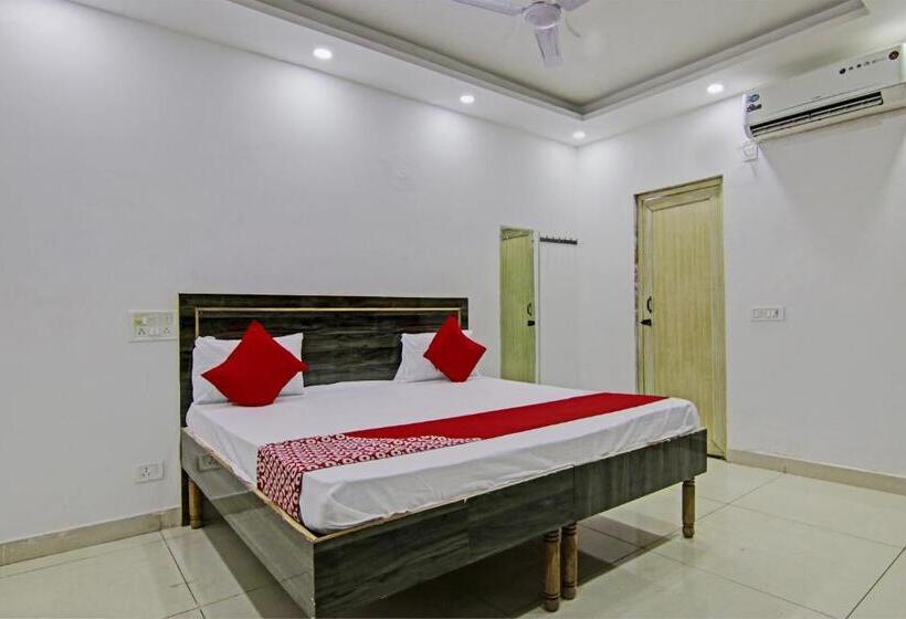 Hotel Oyo Flagship Rk Plaza