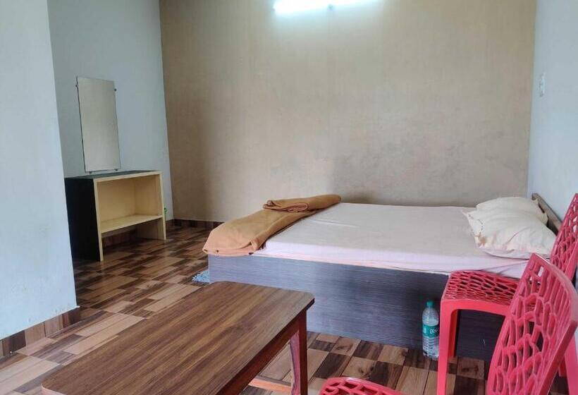 فندق Oyo Kaustubh Restaurant And Lodge